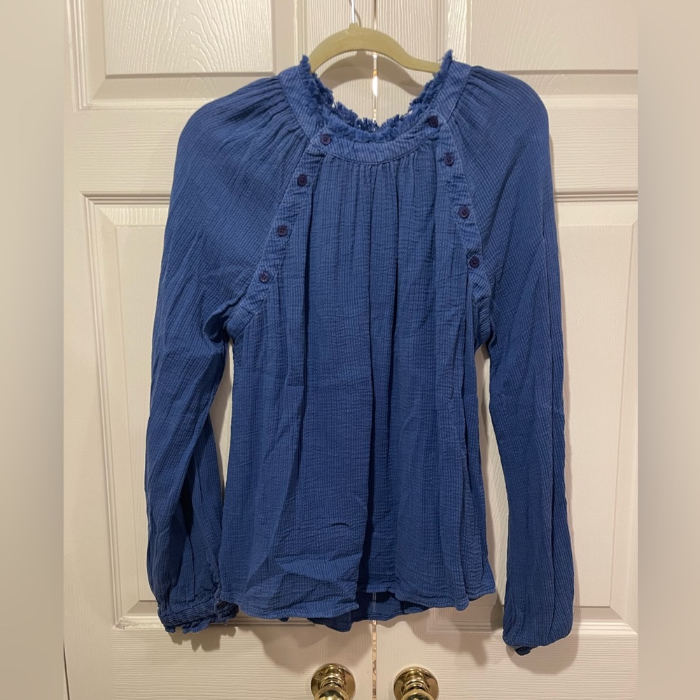 Caslon Size Large Blue Long Sleeve Blouse